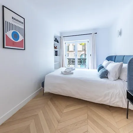 Brand New 3 Bedrooms Facing Madeleine St Honore Apartment *