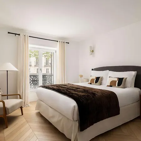 Brand New 3 Bedrooms Facing Madeleine St Honore *
