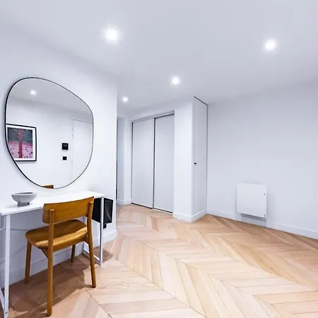 Brand New 3 Bedrooms Facing Madeleine St Honore